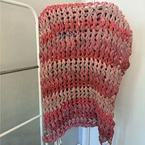 Kantha Bae Chunky Knit Pink blanket